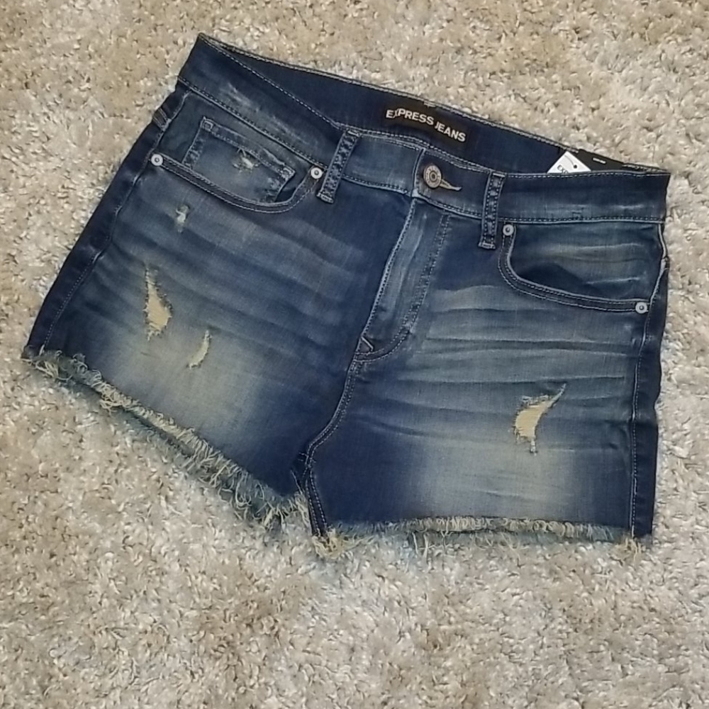 EXPRESS - High Rise Distressed Shorts - NWT - 12